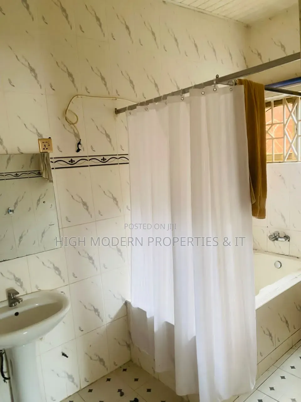 3bdrm House in Community 16 for rent in Community 25