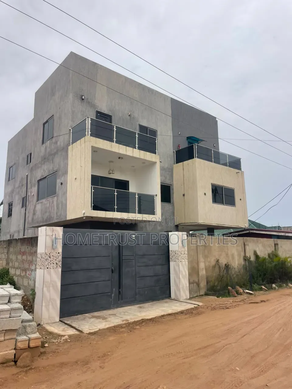8bdrm Duplex in Mallam Tetegu for sale in Tetegu