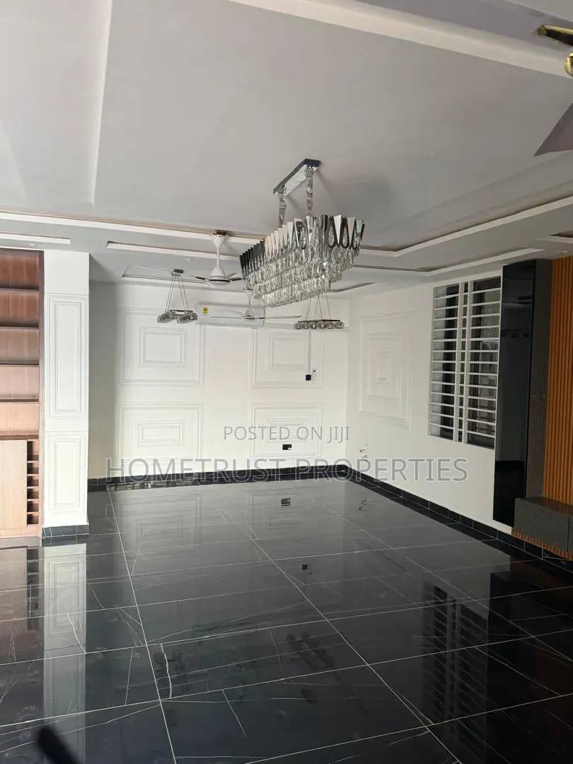 4bdrm Duplex in Ablekuma Nsakina, Pentecost for rent in Pentecost