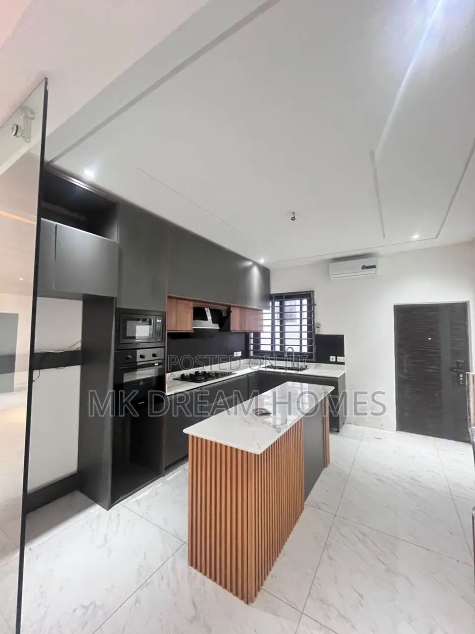 3bdrm House in Lake Side Estate for sale in Lake Side Estate