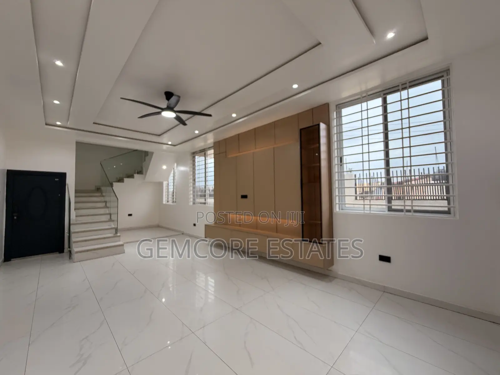 4bdrm House in Lakeside for rent in Lake Side Estate
