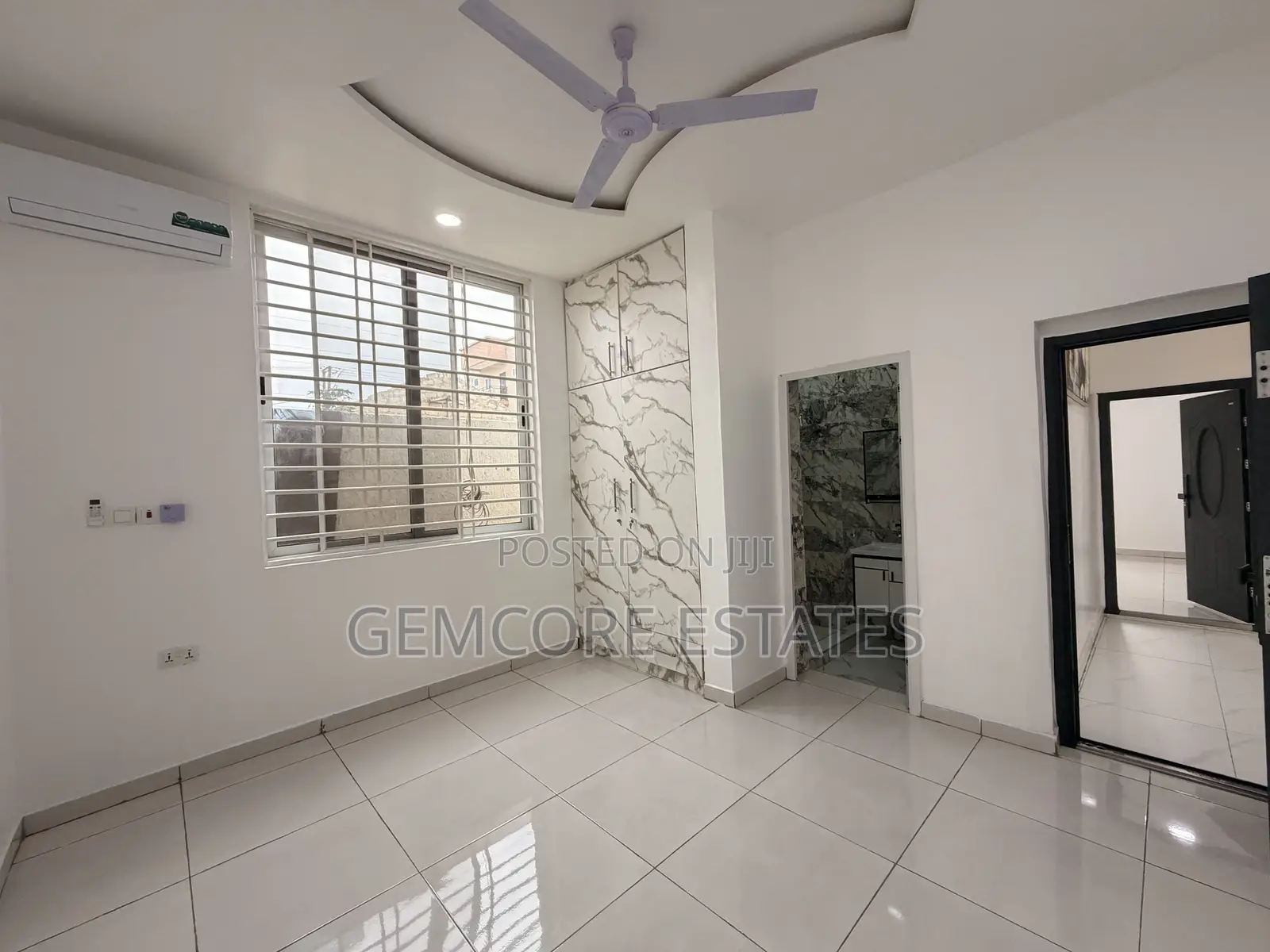 4bdrm House in Lakeside for rent in Lake Side Estate
