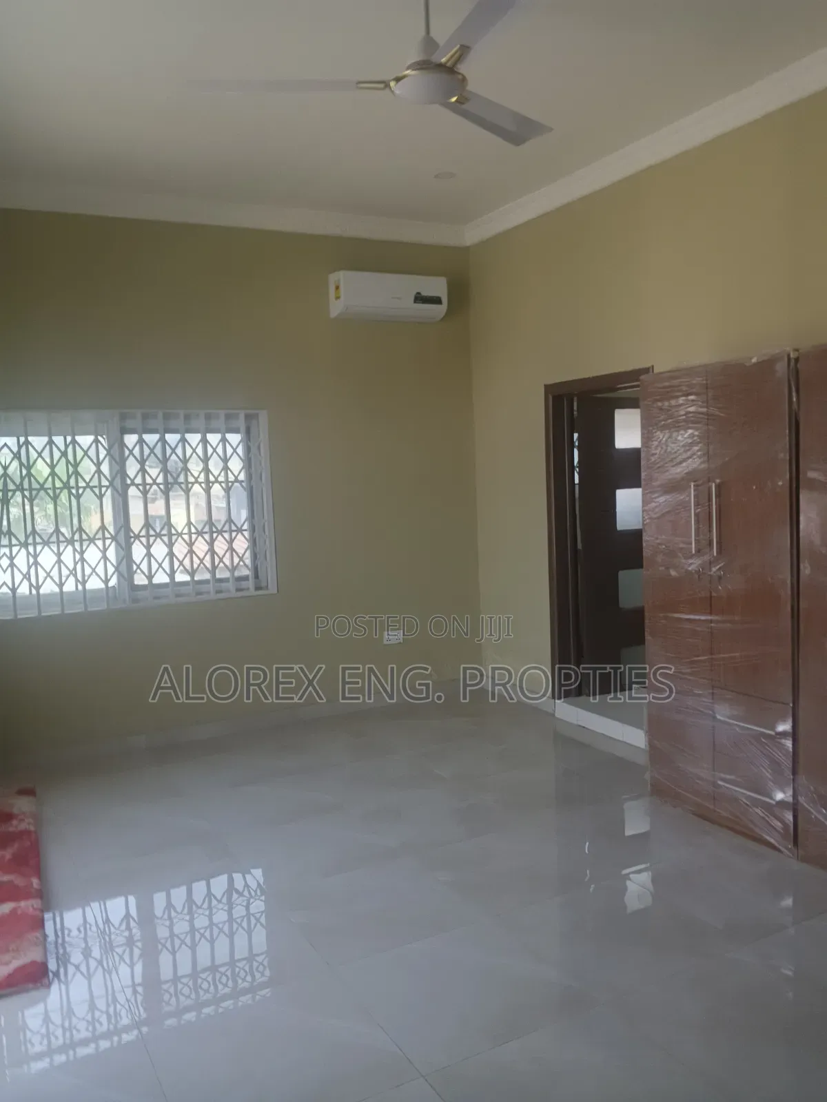 3bdrm Duplex in Medina, Housing Down for rent in Housing Down