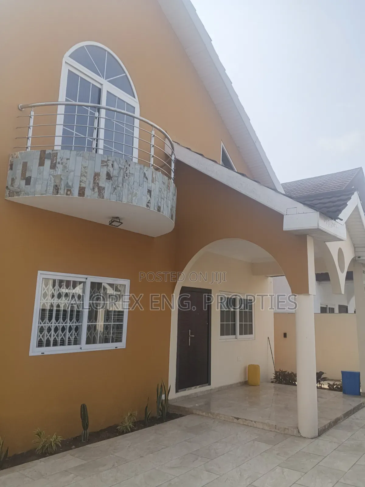 3bdrm Duplex in Medina, Housing Down for rent in Housing Down