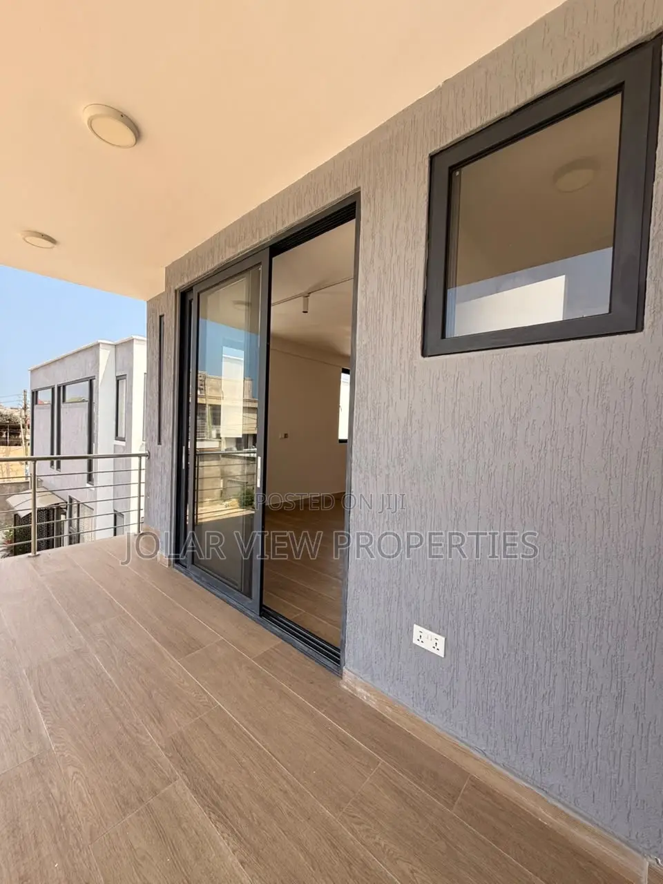 3bdrm Townhouse / Terrace in Jolar View, Tseaddo for rent in Tseaddo