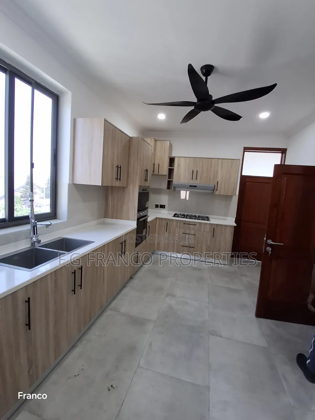 4bdrm Apartment in Kg Franco Properties, Manet Junction for rent in Manet Junction