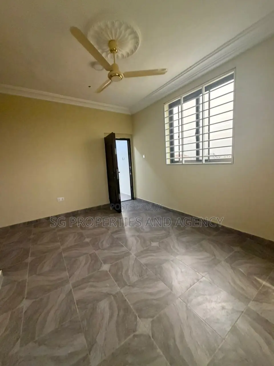 1bdrm Apartment in Lashibi, Sakumono for rent in Sakumono