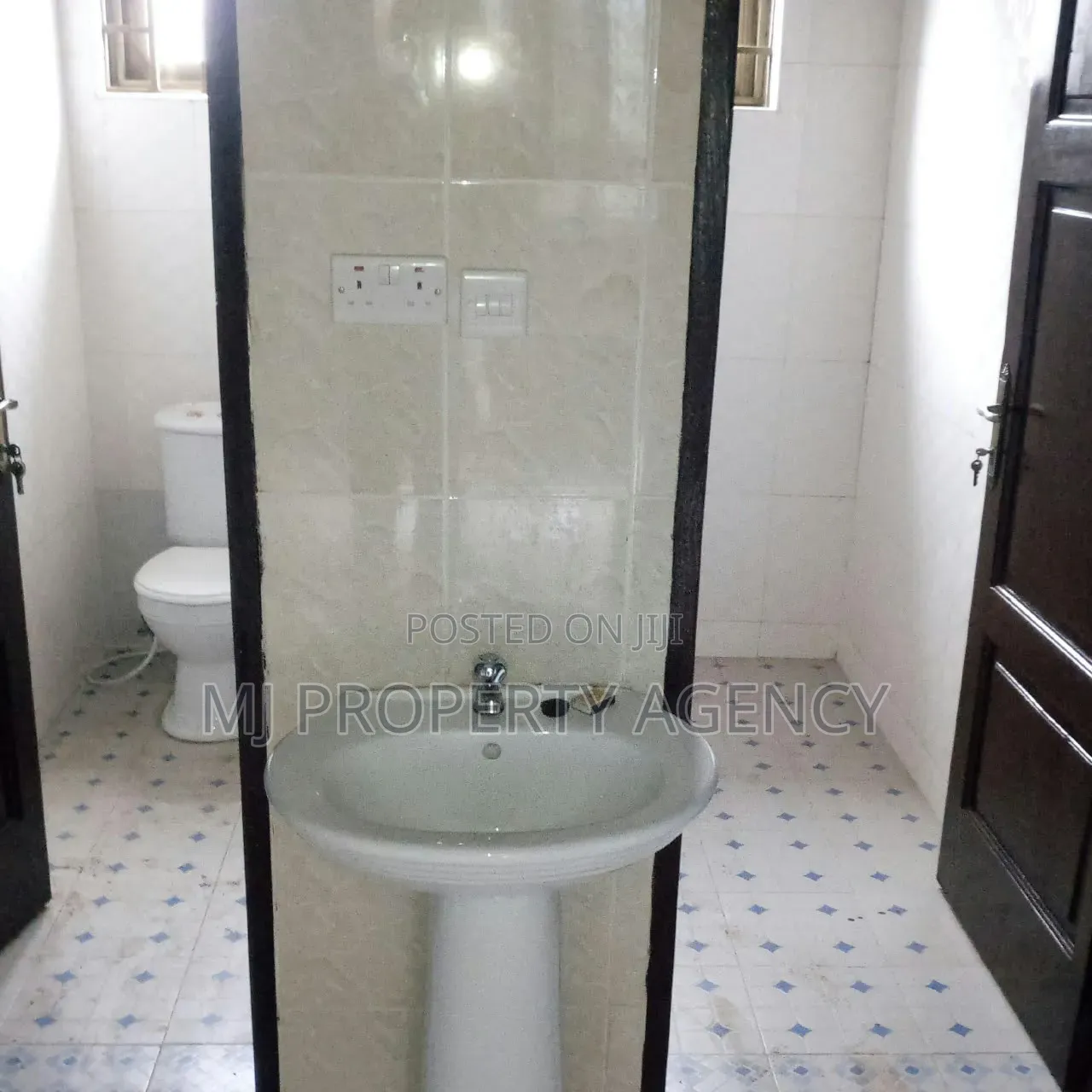 3bdrm Apartment in Golf City-Saki, Community 25 for rent in Community 25