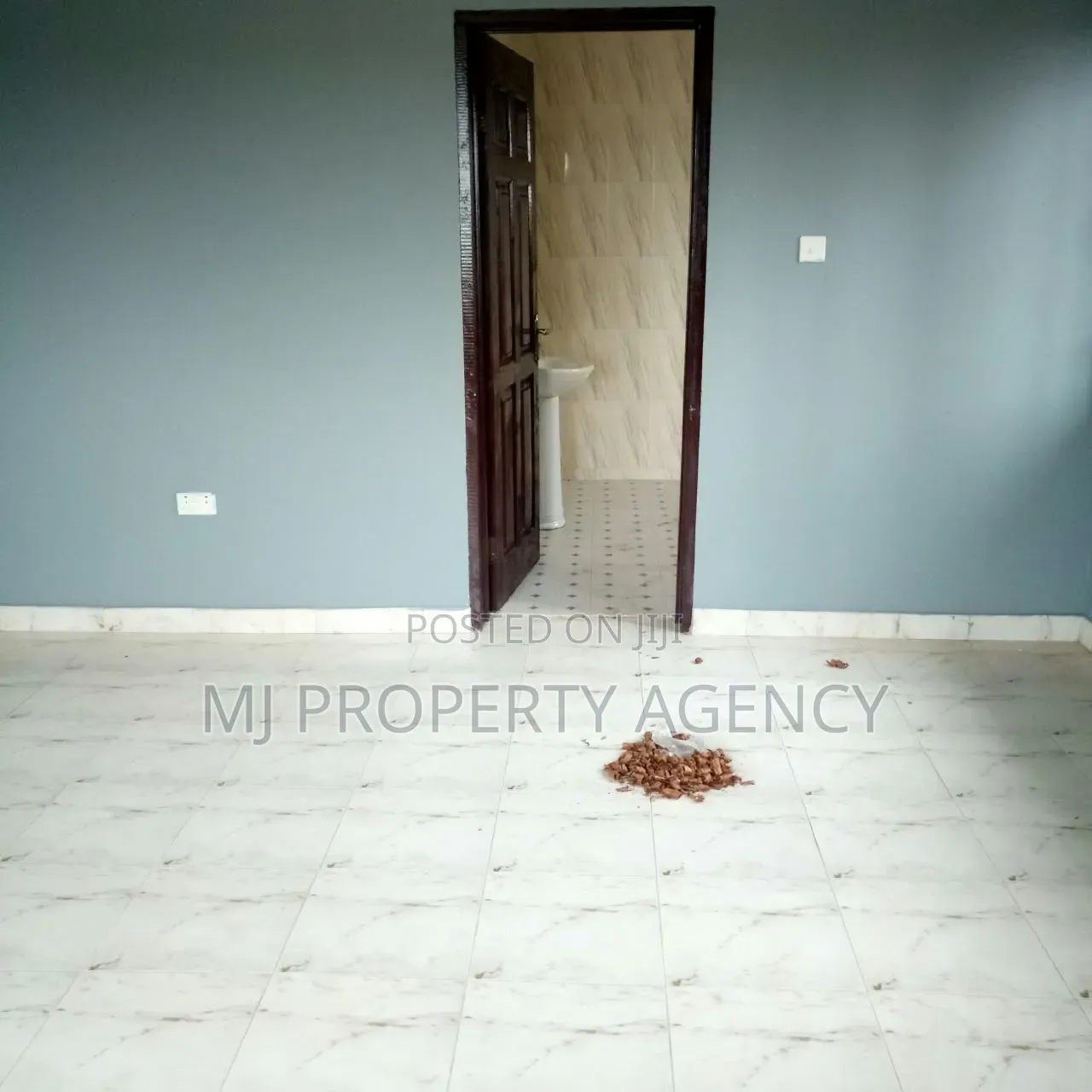 3bdrm Apartment in Golf City-Saki, Community 25 for rent in Community 25