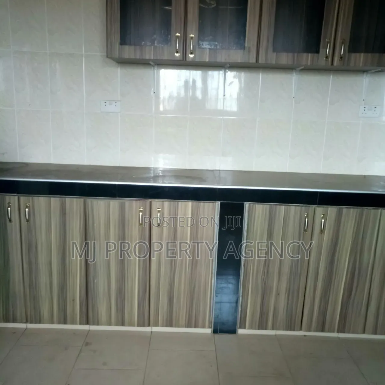 3bdrm Apartment in Golf City-Saki, Community 25 for rent in Community 25