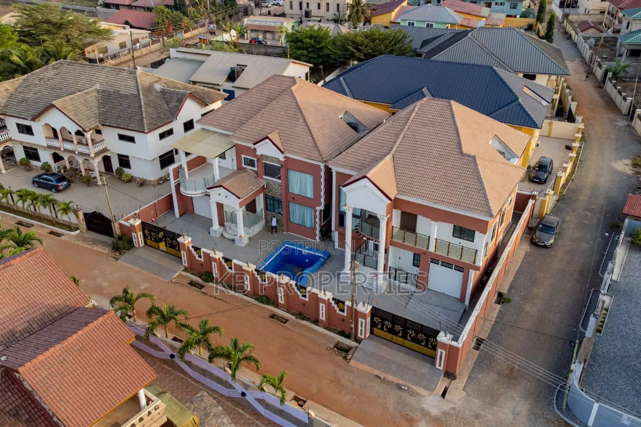 Furnished 4bdrm Apartment in Kb Properties, Manet Junction for rent in Manet Junction