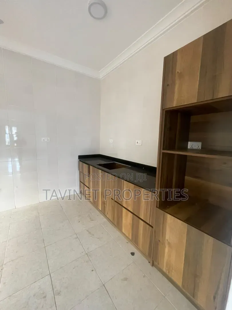 3bdrm House in Amrahia for sale in Amrahia