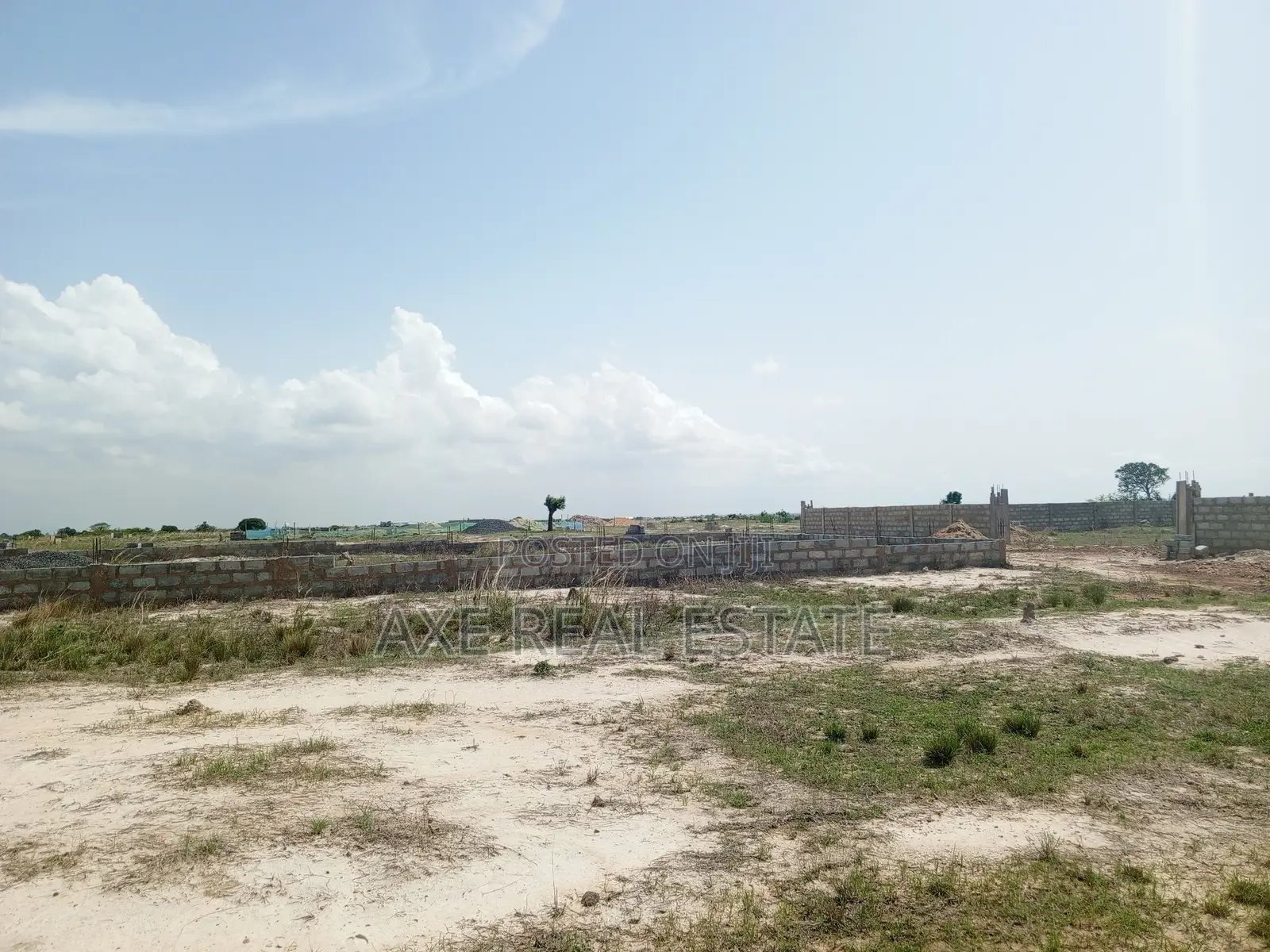 Prampram - Special Half Plot Suitable for a 4 Bedroom in Prampram