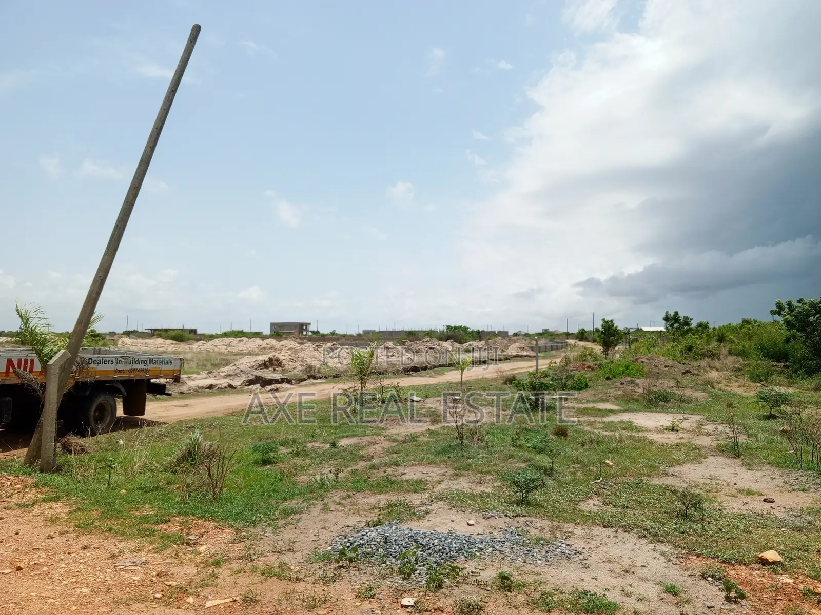 Prampram - Special Half Plot Suitable for a 4 Bedroom in Prampram