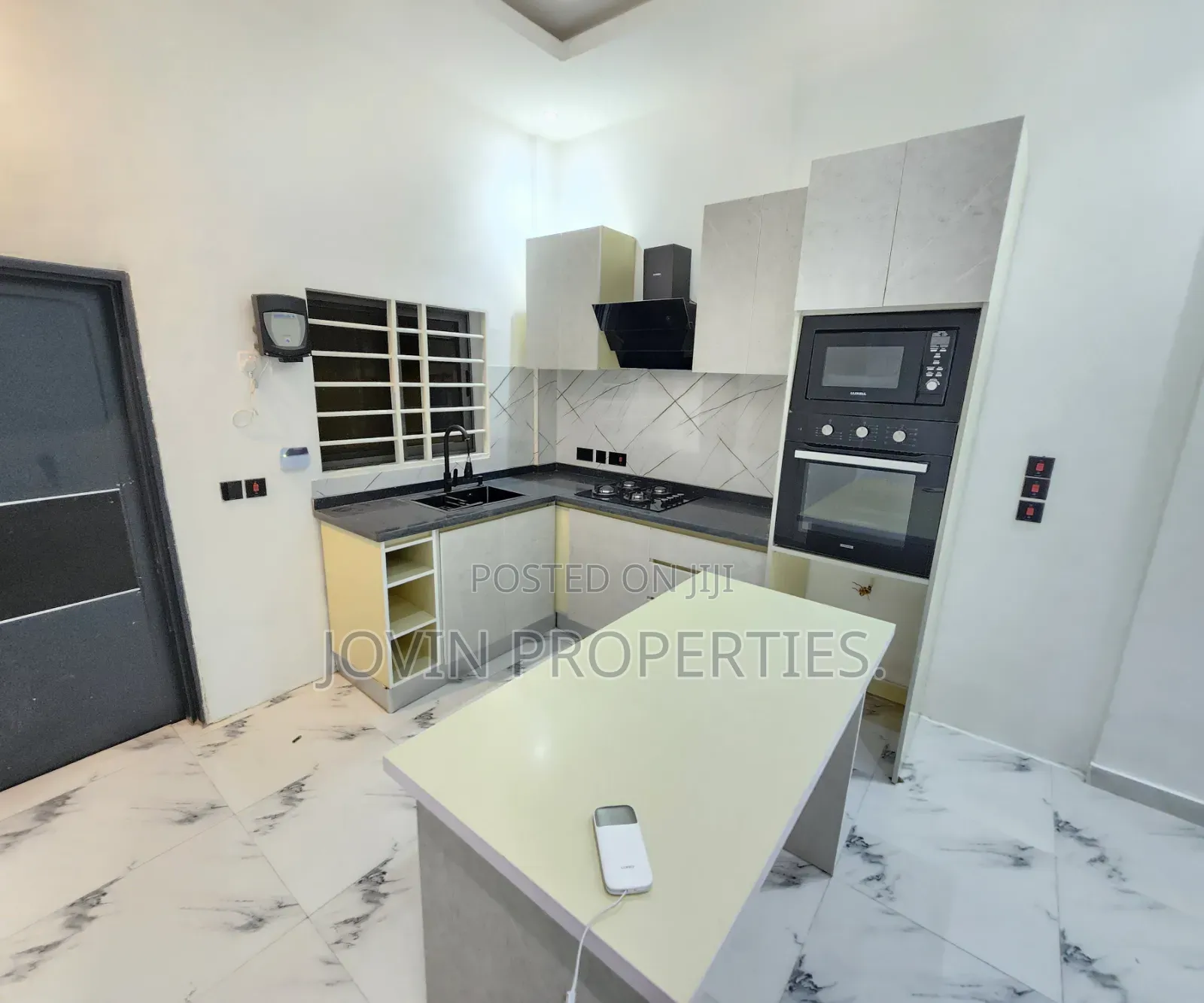 2bdrm Townhouse / Terrace in Jovin Properties, American House for rent in American House