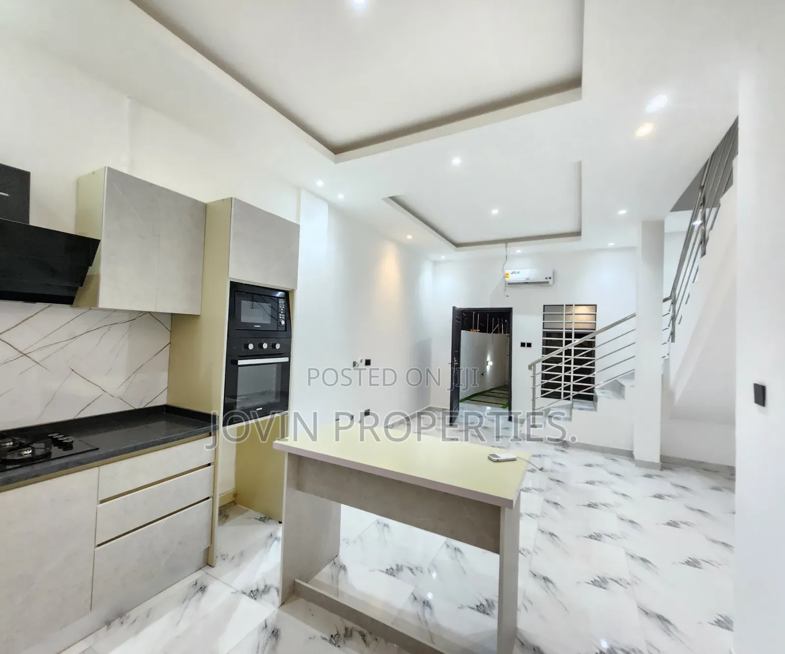 2bdrm Townhouse / Terrace in Jovin Properties, American House for rent in American House