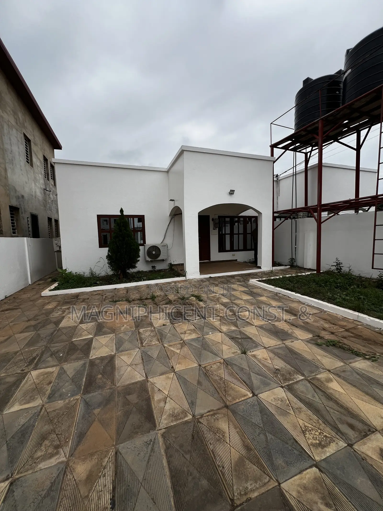 3bdrm House in Lakeside Estate, Ashaley Botwe for sale in Ashaley Botwe