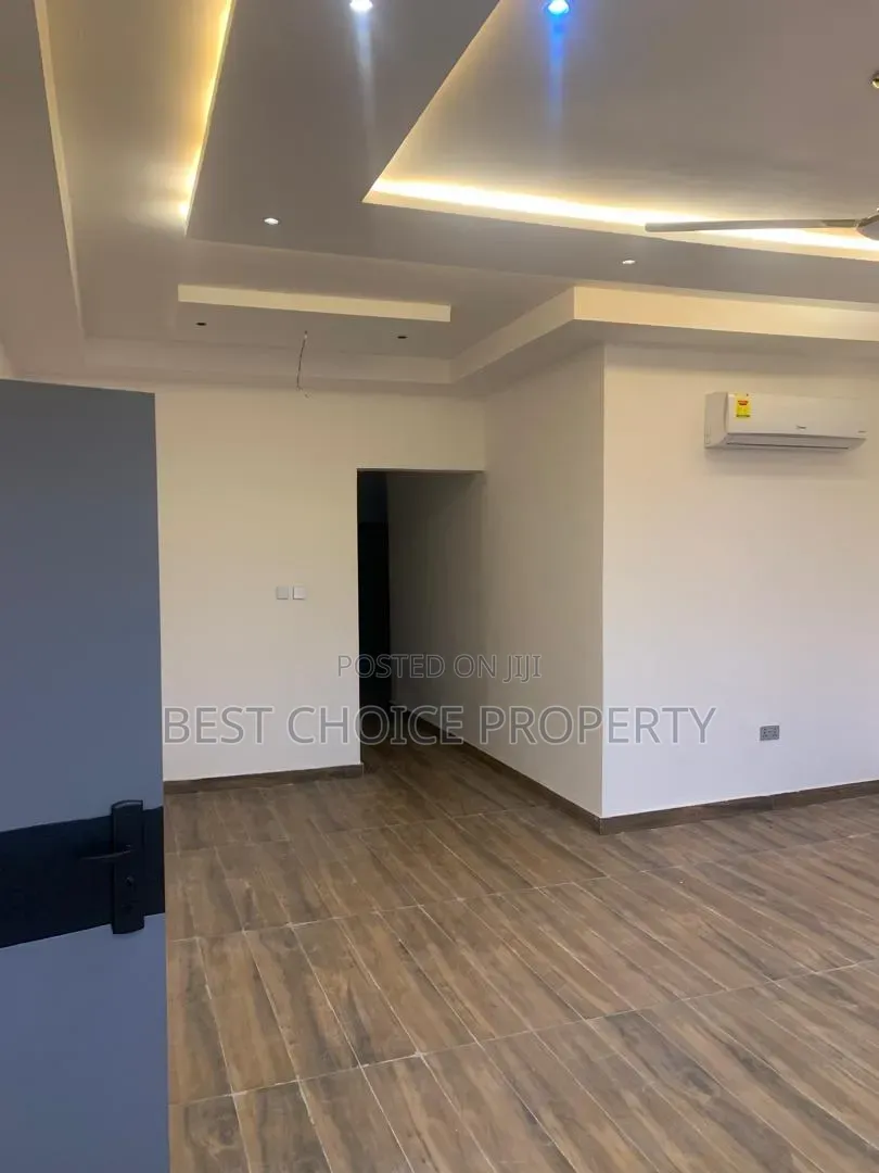 2bdrm Apartment in Ghana Flag for rent in Ghana Flag