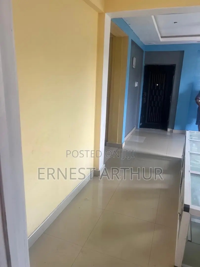 3bdrm Block of Flats in Ssnit Flats for sale in SSNIT Flats