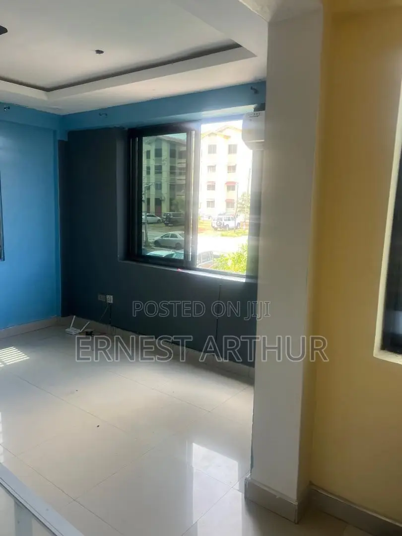 3bdrm Block of Flats in Ssnit Flats for sale in SSNIT Flats