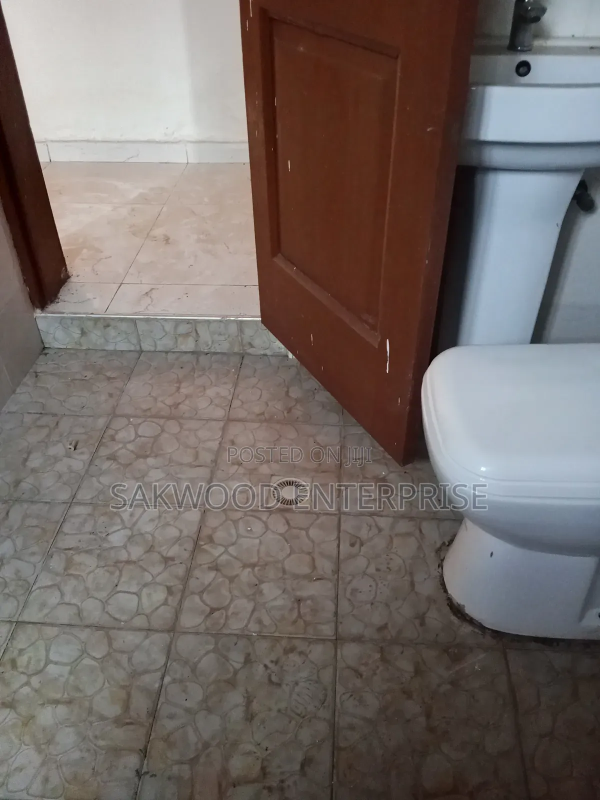 1bdrm Apartment in Sakwood Properties, Market for rent in Market