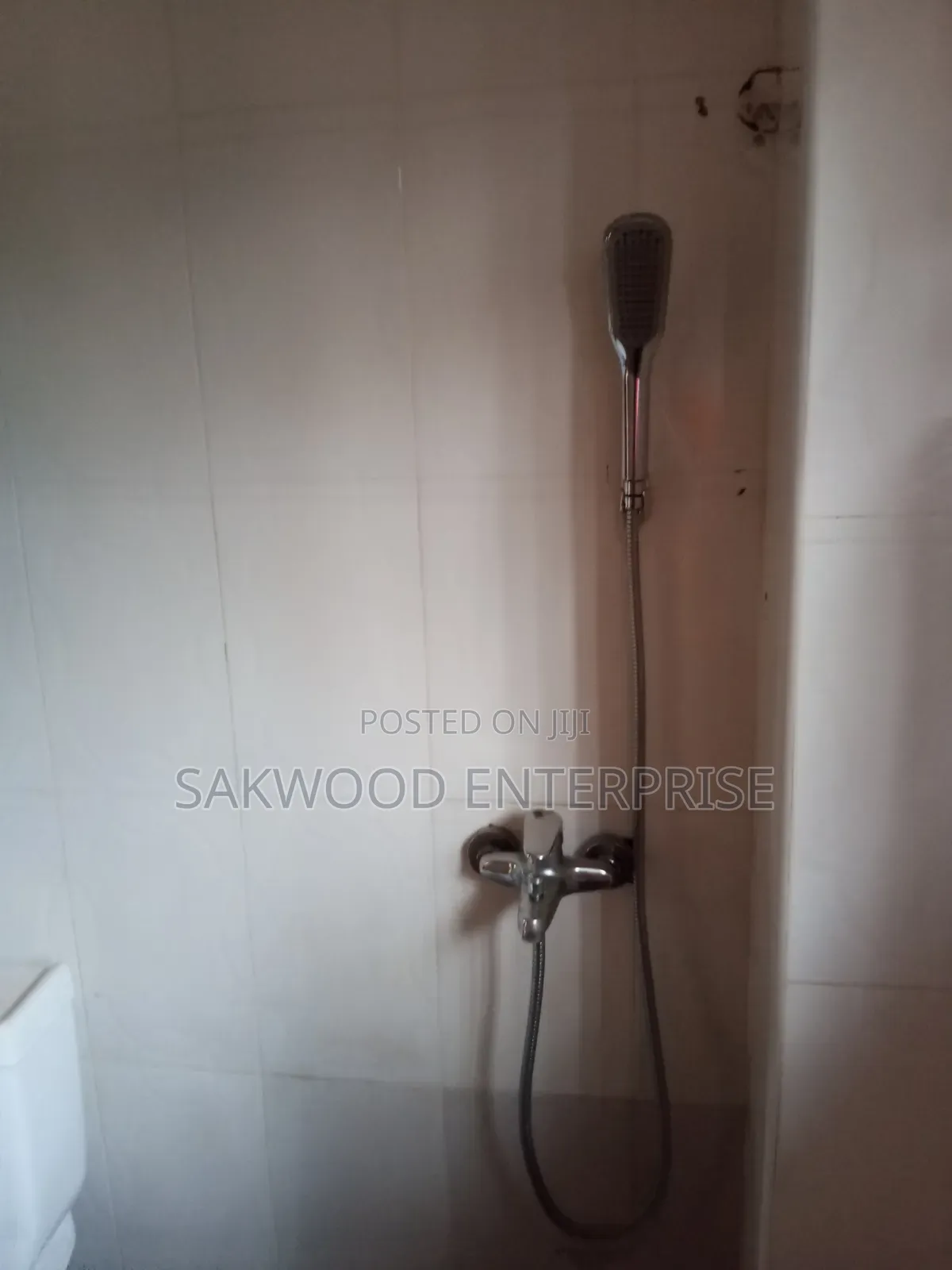 1bdrm Apartment in Sakwood Properties, Market for rent in Market