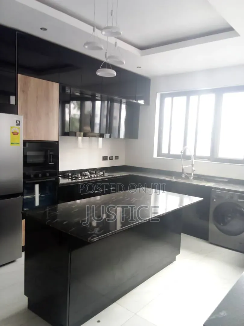 4bdrm Townhouse / Terrace in East Legon, A&C Mall Area for rent in A&C Mall Area