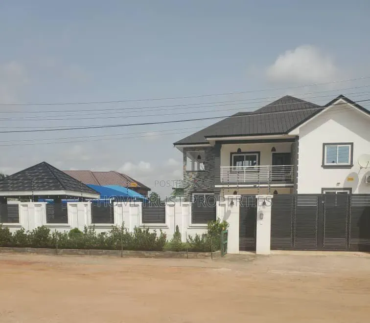 5bdrm Duplex in Hastso, Antis for sale in Antis