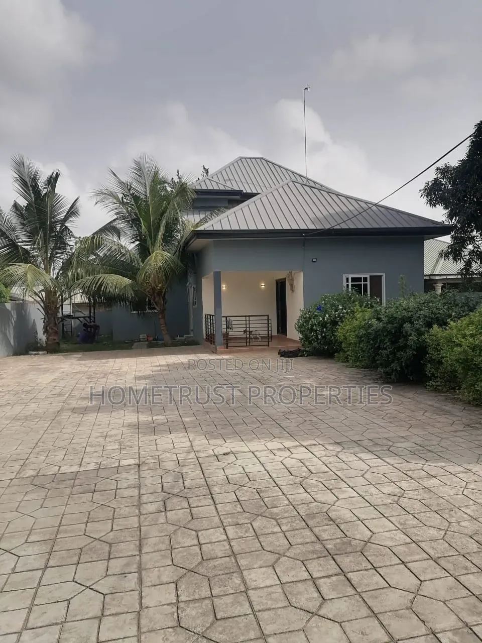 3bdrm House in Amasaman Satellite for sale in Amasaman