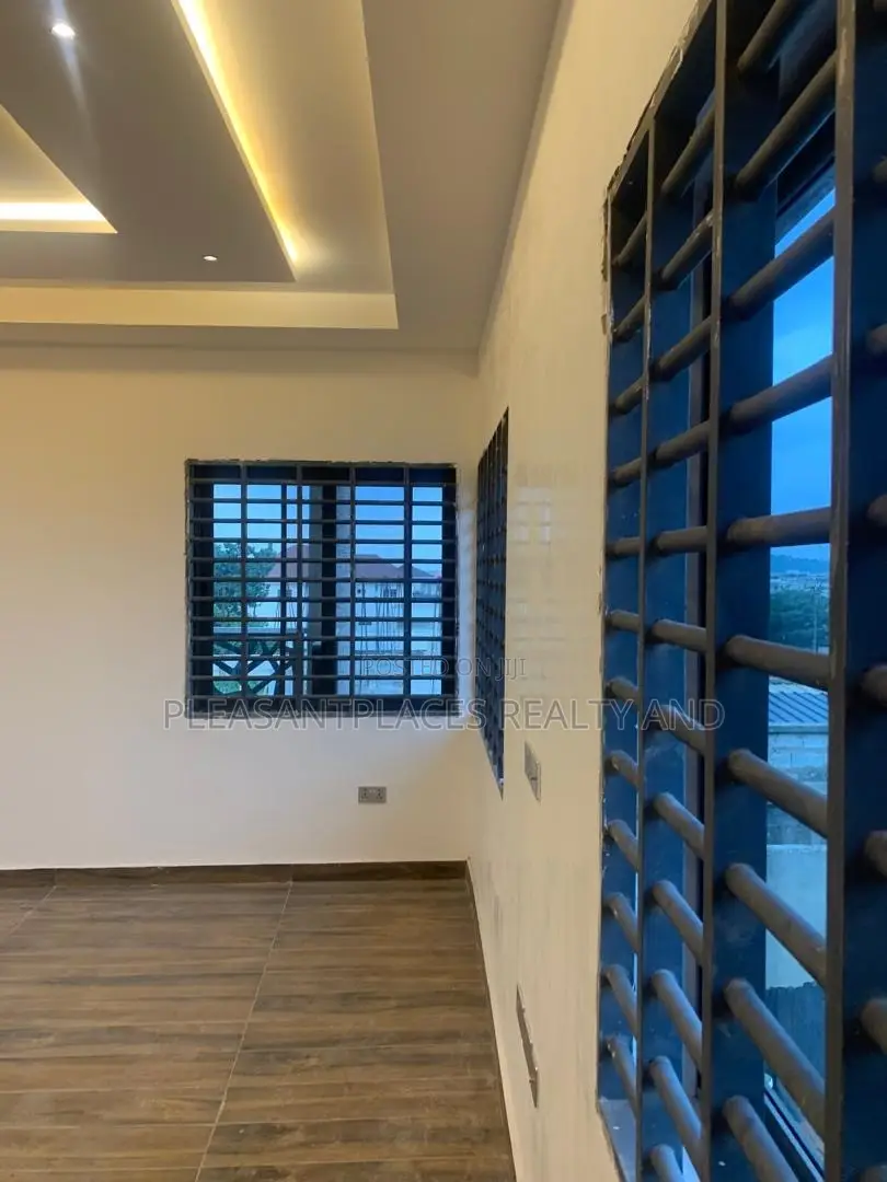 2bdrm Apartment in Pleasantplaces And, Oyarifa for rent in Oyarifa