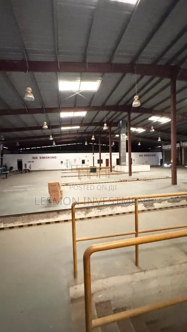 A Warehouse Measuring 4000 SQM for Sale at Kuntuse in Ga East Municipal