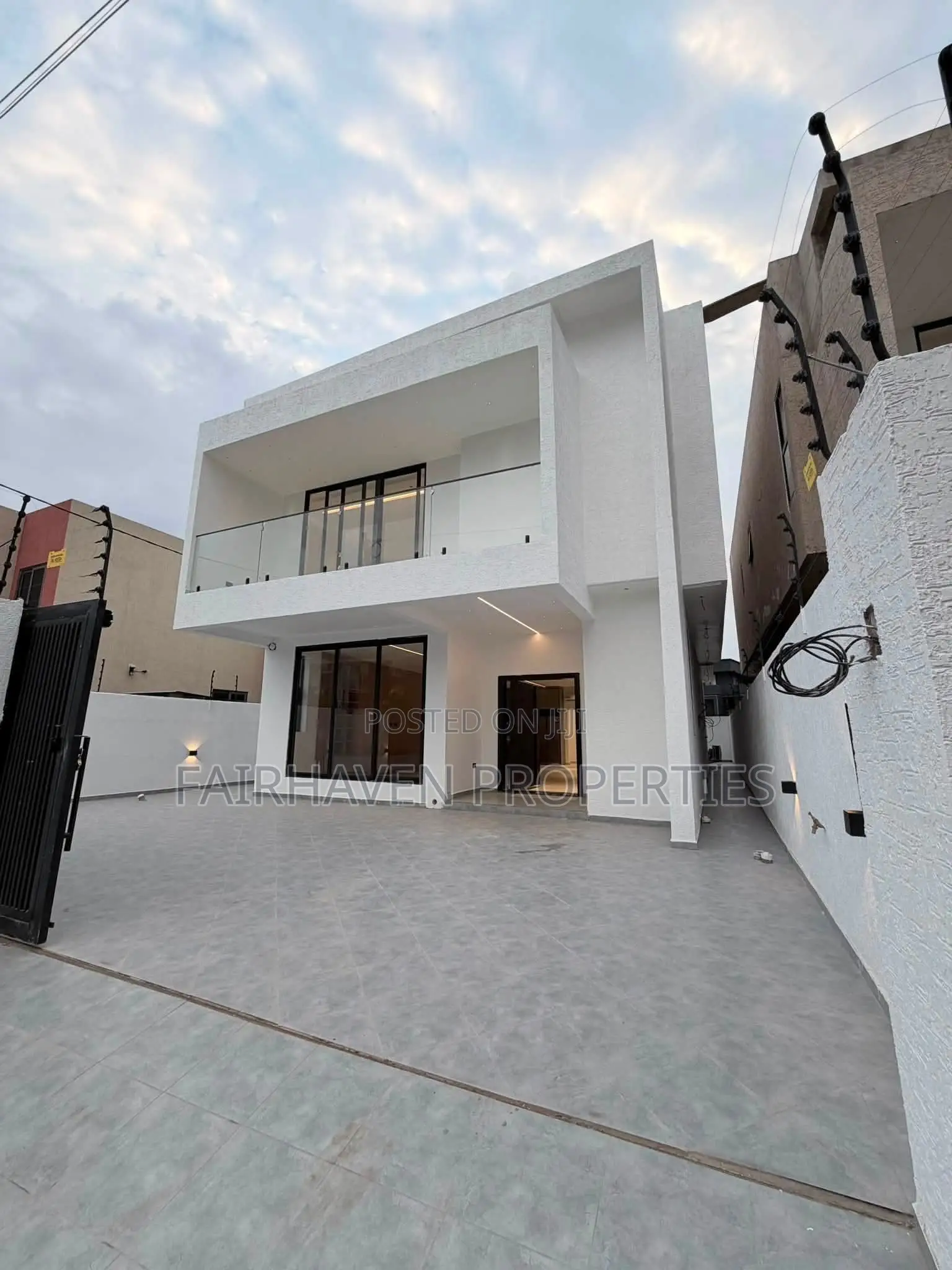 4bdrm House in Fairhaven, East Legon for sale in East Legon