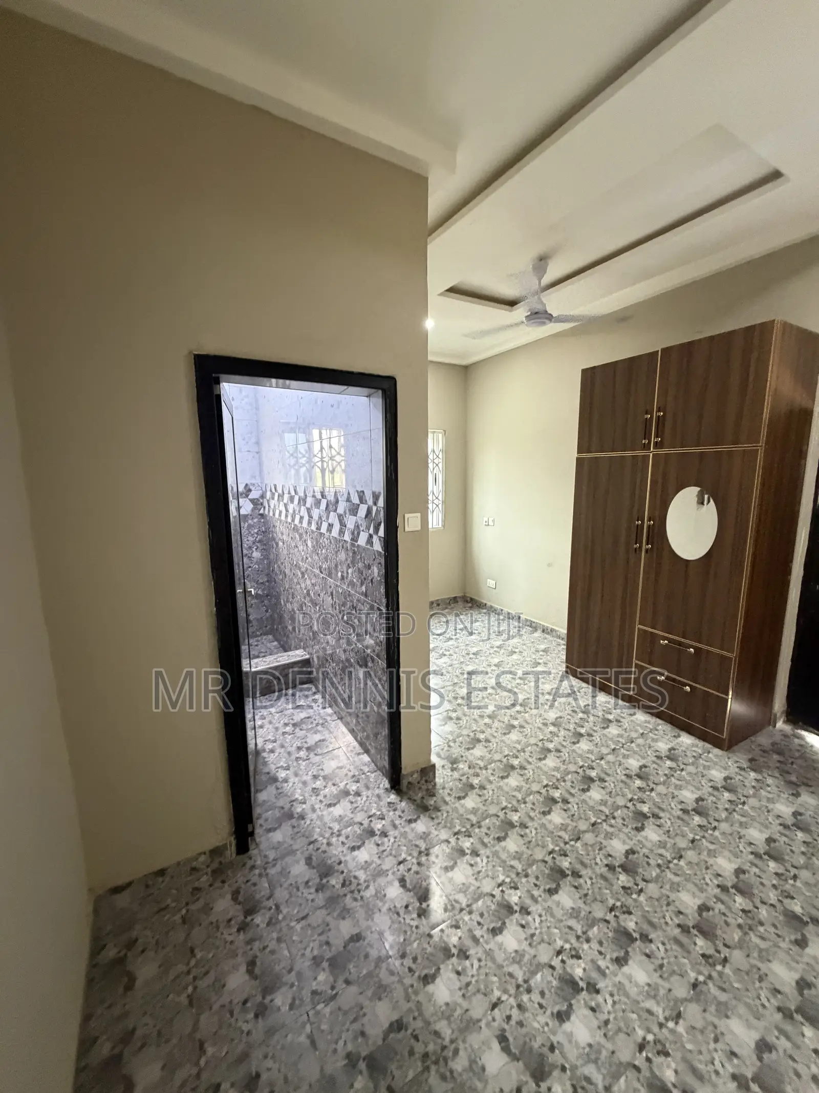 1bdrm Apartment in Westhills Mall for rent in West Hills Mall Area