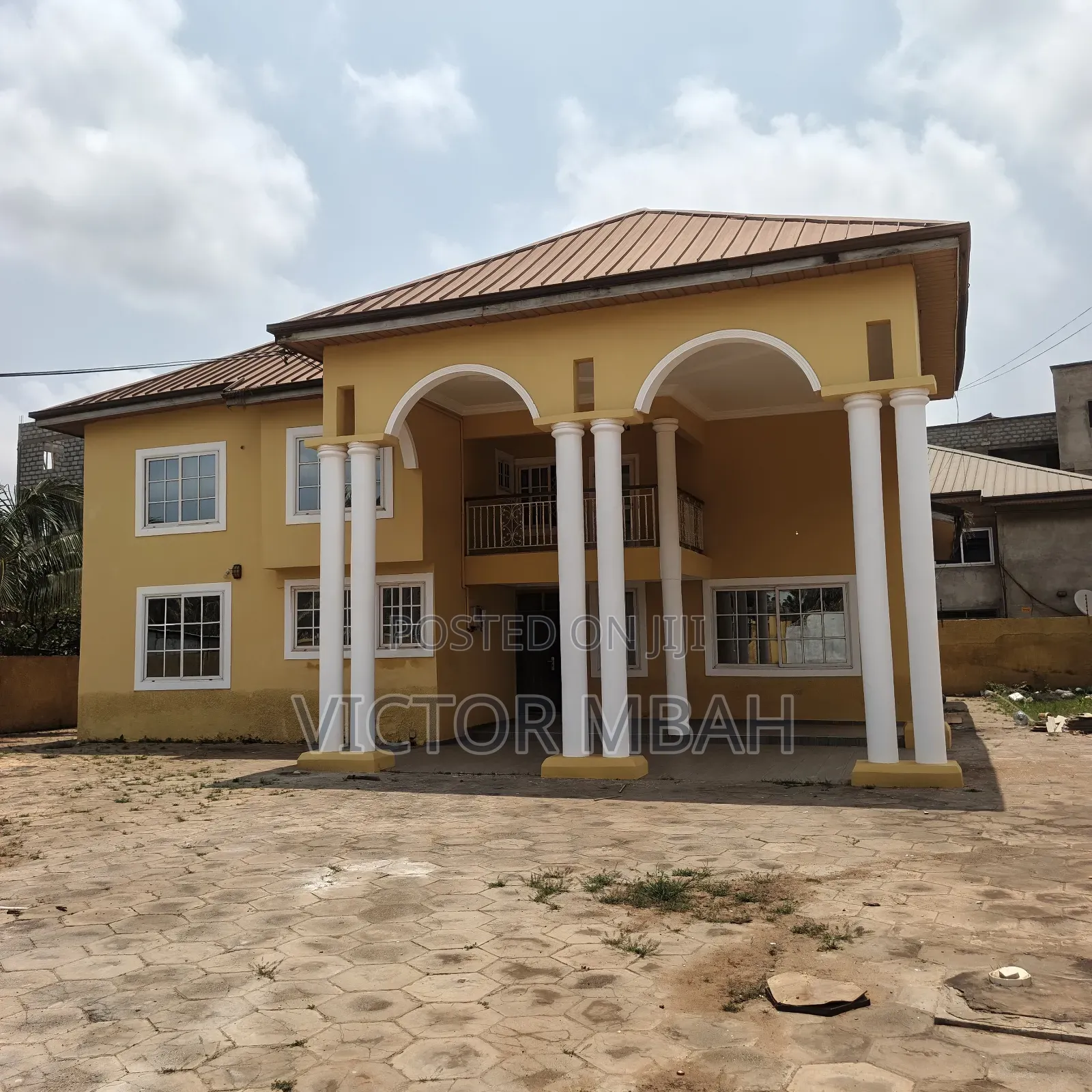 4bdrm Duplex in Community 25 Tema for rent in Community 25