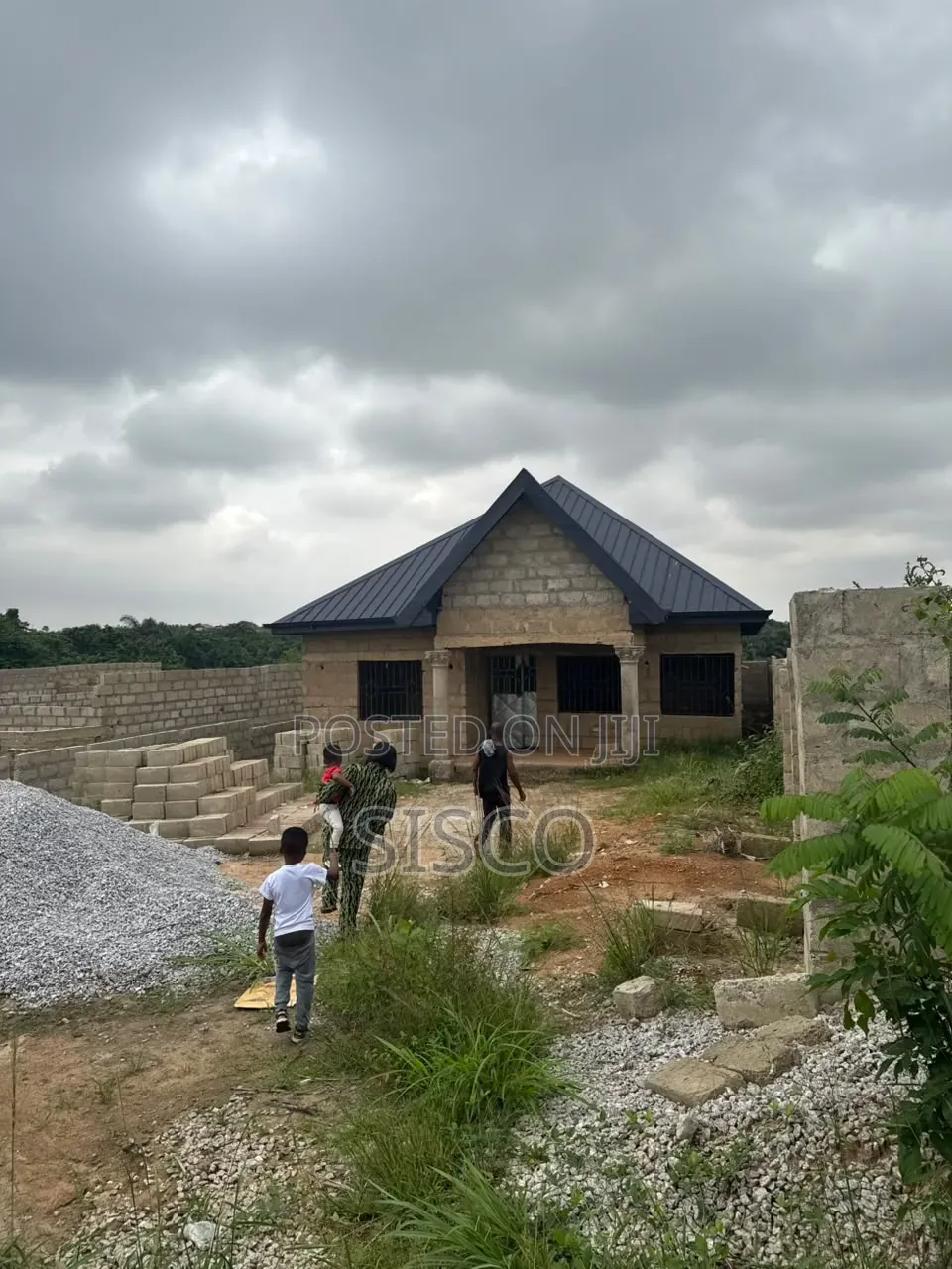 5bdrm House in Kwabre for Sale in Kwabre