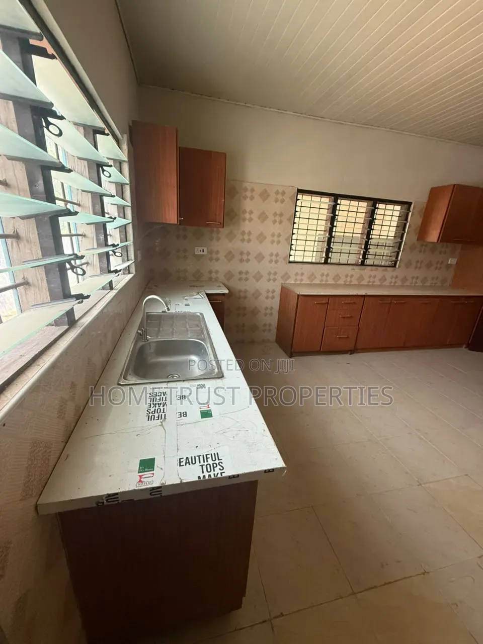 2bdrm House in Awoshie Onyinase, Abrantie for rent in Abrantie