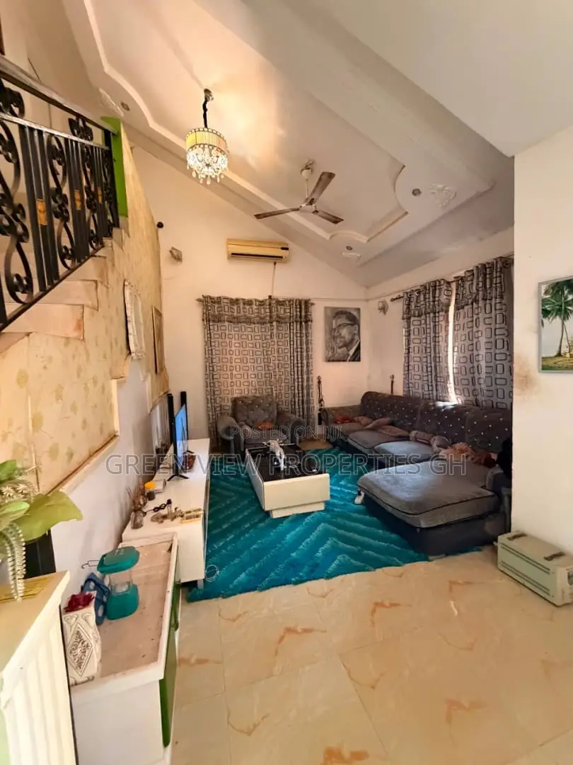 4bdrm House in West Hills Mall Area for sale in West Hills Mall Area