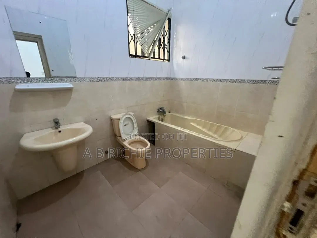 8bdrm Mansion in Ab Richie Properties, Tseaddo for rent in Tseaddo