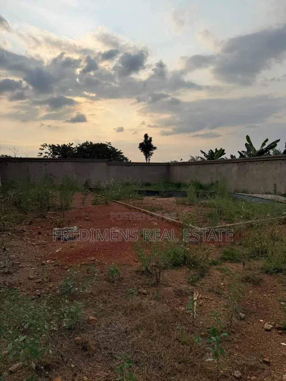 3bdrm House in Fredimens Real, Atwima Kwanwoma for sale in Atwima Kwanwoma