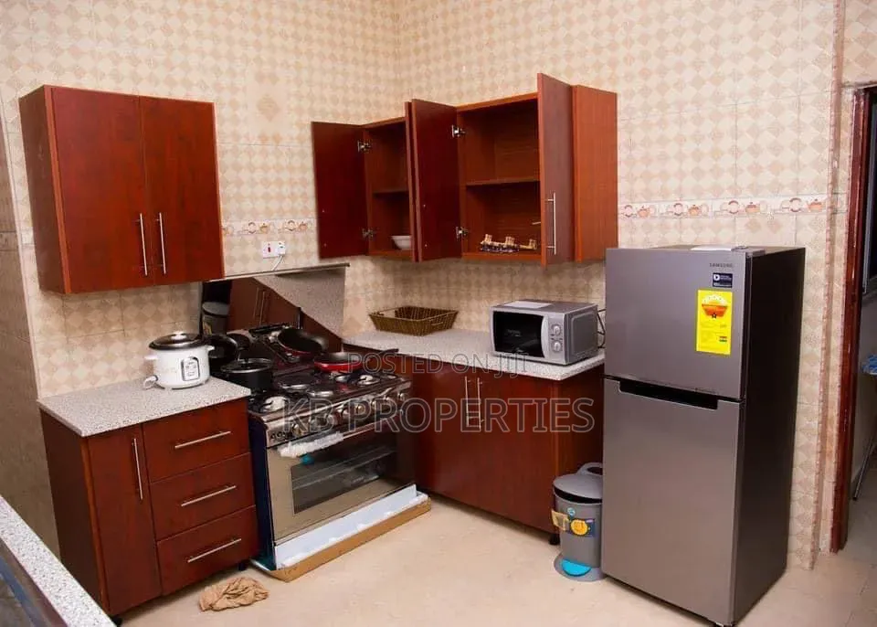 4bdrm House in Kb Properties, Baatsona Total for rent in Baatsona Total