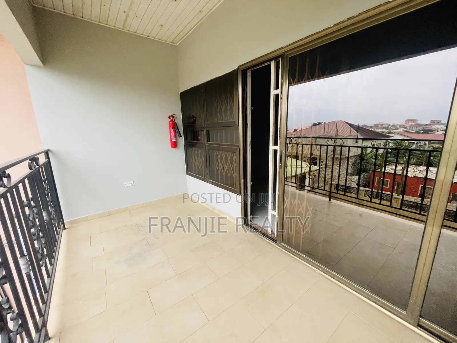 3bdrm Apartment in Franjie Realty, West Hills Mall Area for rent in West Hills Mall Area