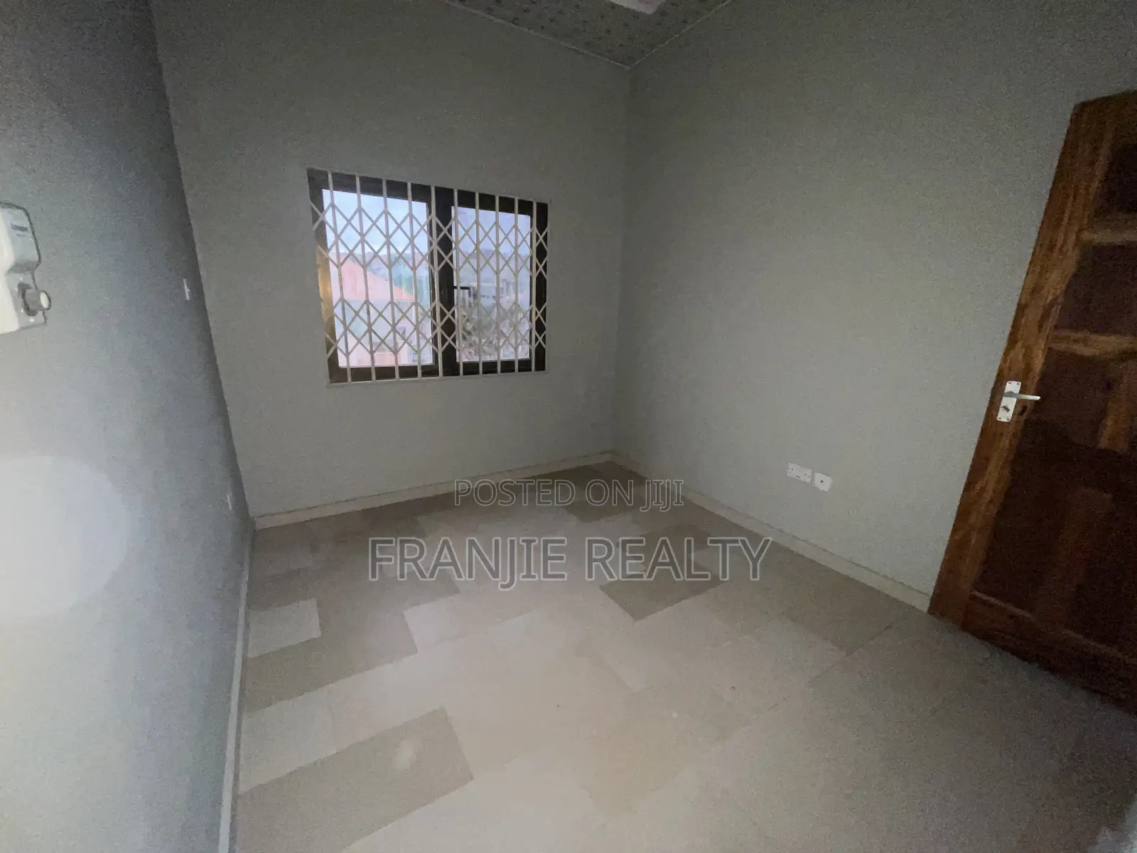 3bdrm Apartment in Franjie Realty, West Hills Mall Area for rent in West Hills Mall Area
