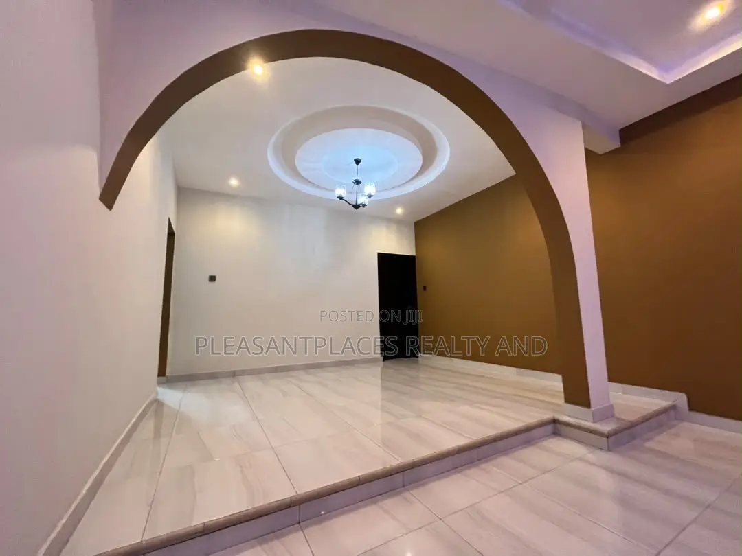 2bdrm Apartment in Pleasantplaces And, East Legon for rent in East Legon