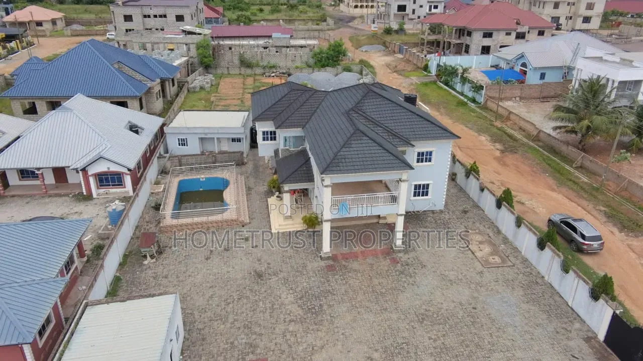 7bdrm Duplex in Ablekuma Ga Odumase, Pentecost for sale in Pentecost