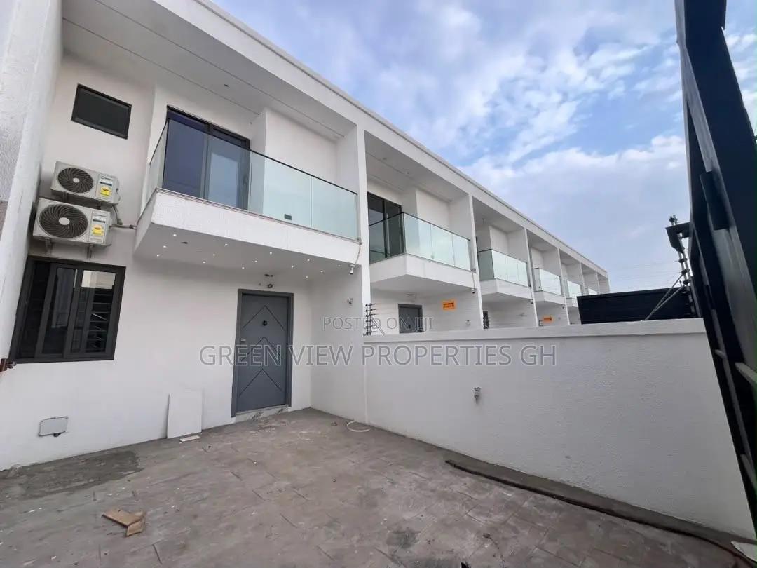 2bdrm Townhouse / Terrace in Ashaley Botwe for rent in Ashaley Botwe