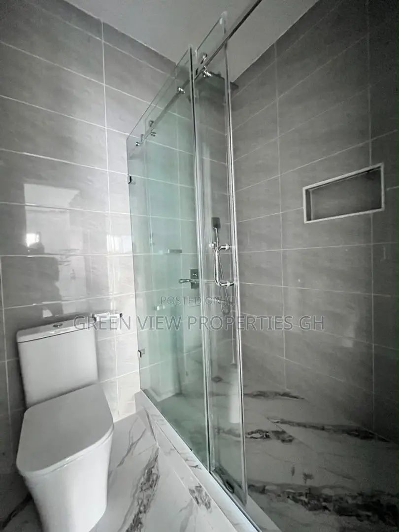 2bdrm Townhouse / Terrace in Ashaley Botwe for rent in Ashaley Botwe