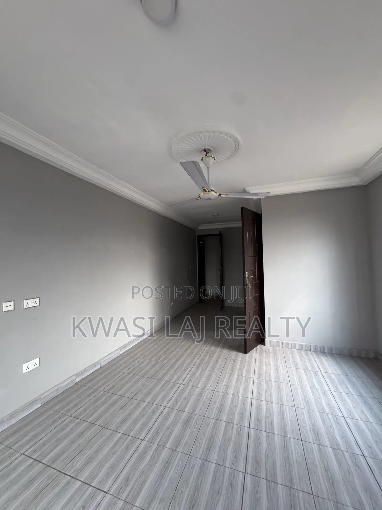 2bdrm Apartment in Old Barrier, Weija for rent in Weija