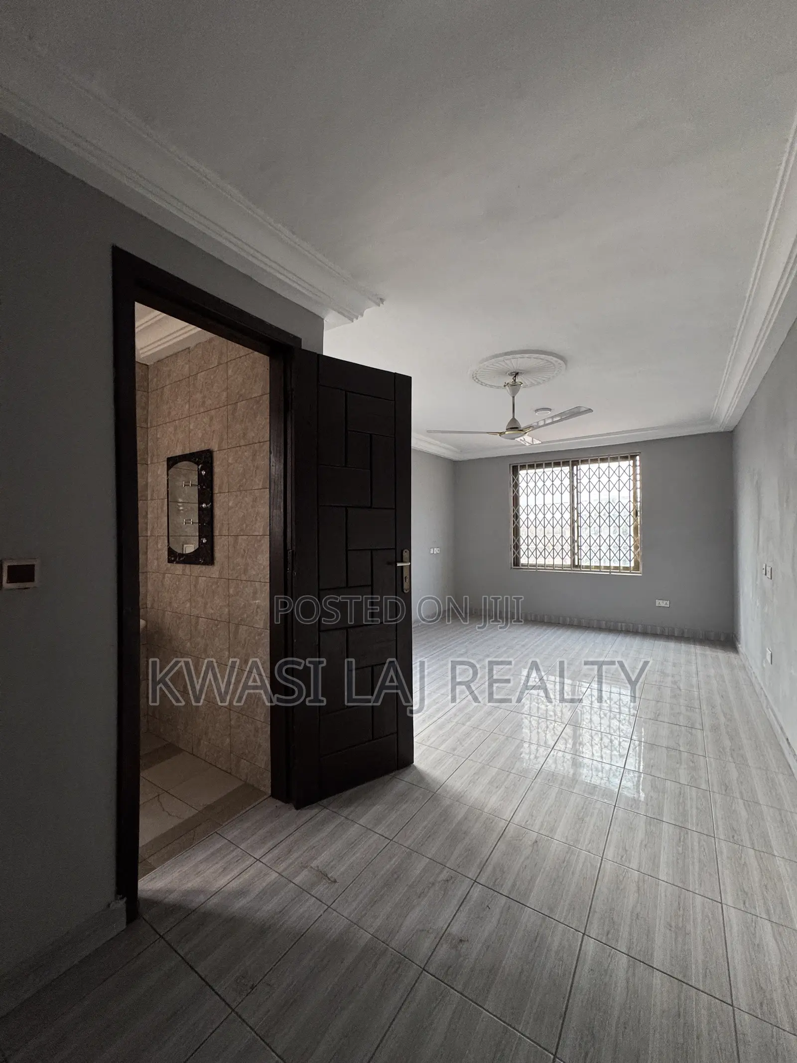 2bdrm Apartment in Old Barrier, Weija for rent in Weija