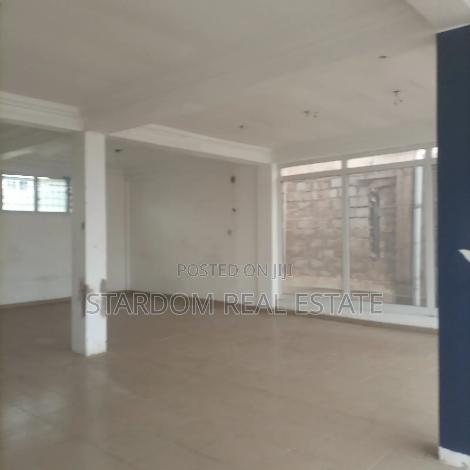 For RENT : Spacious Office Space Baatsona, Spintex Road, Accra . in Baatsona Total