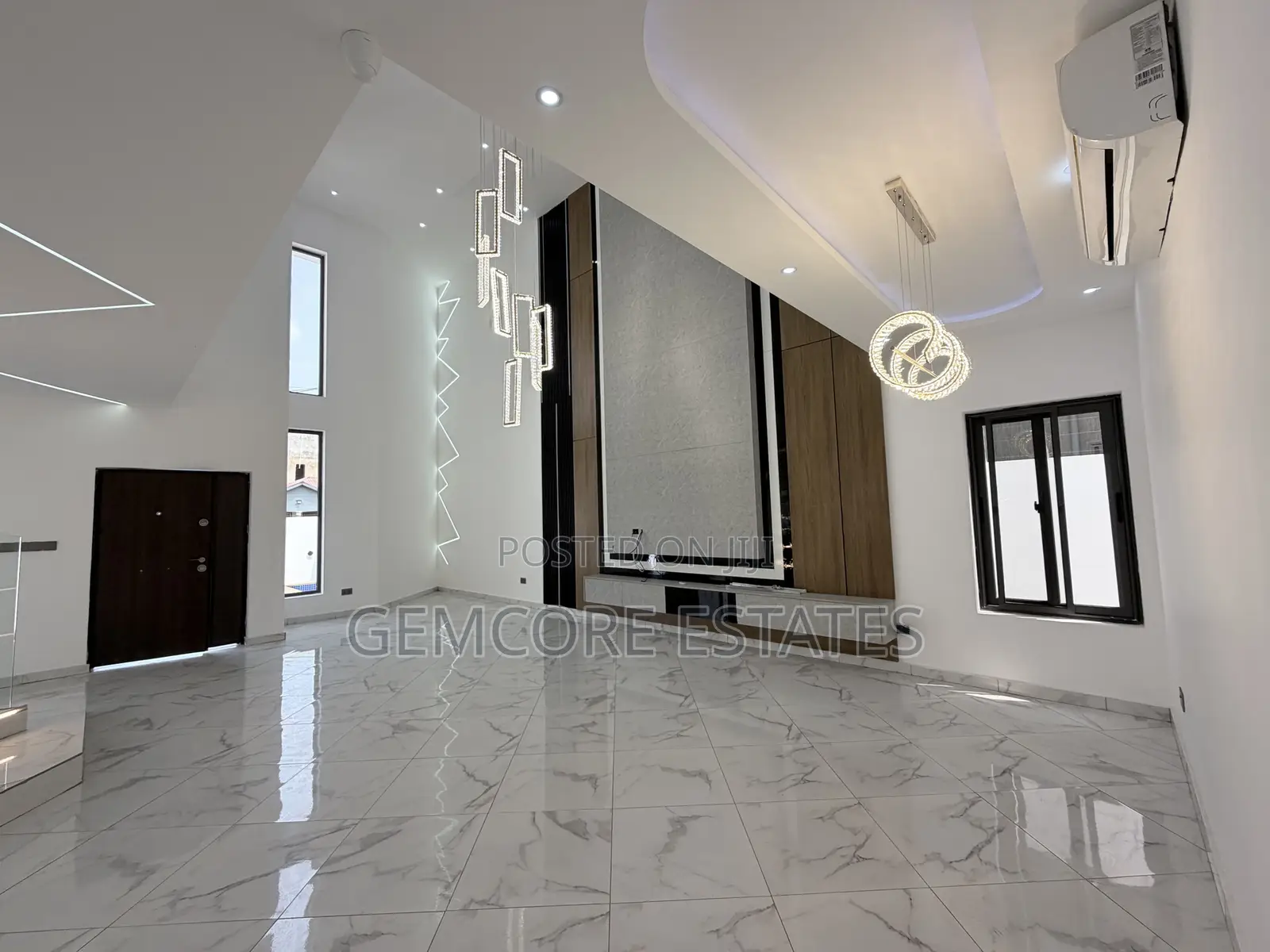 4bdrm House in School Junction, Ashaley Botwe for sale in Ashaley Botwe